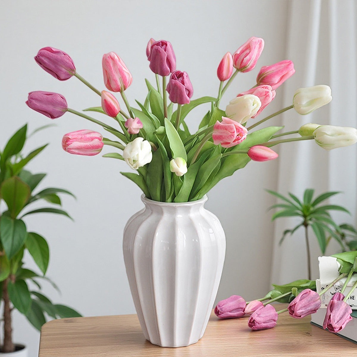 EVERIVELLE 19.3-Inch Three-Head Soft-Touch Artificial Tulip Bouquet