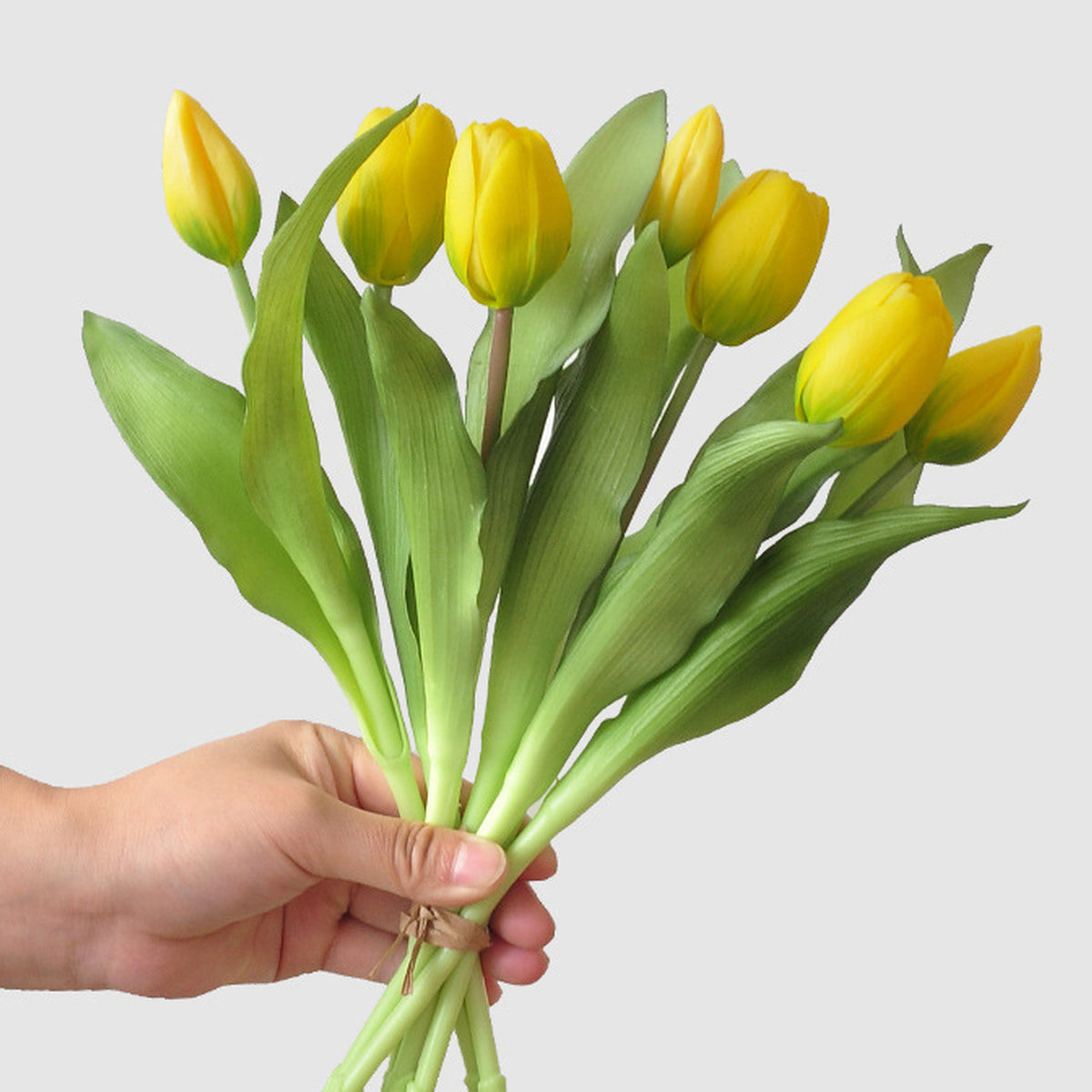 EVERIVELLE Seven-Head Soft-Touch Artificial Tulip Bouquet