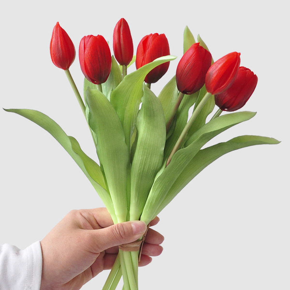 EVERIVELLE Seven-Head Soft-Touch Artificial Tulip Bouquet