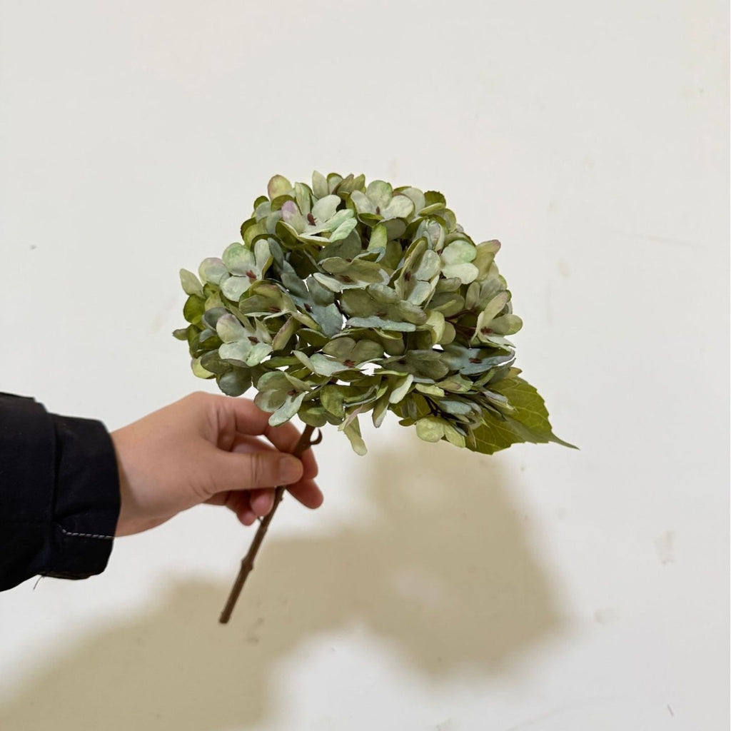 EVERIVELLE 13-Inch Vintage Artificial Hydrangea Stem