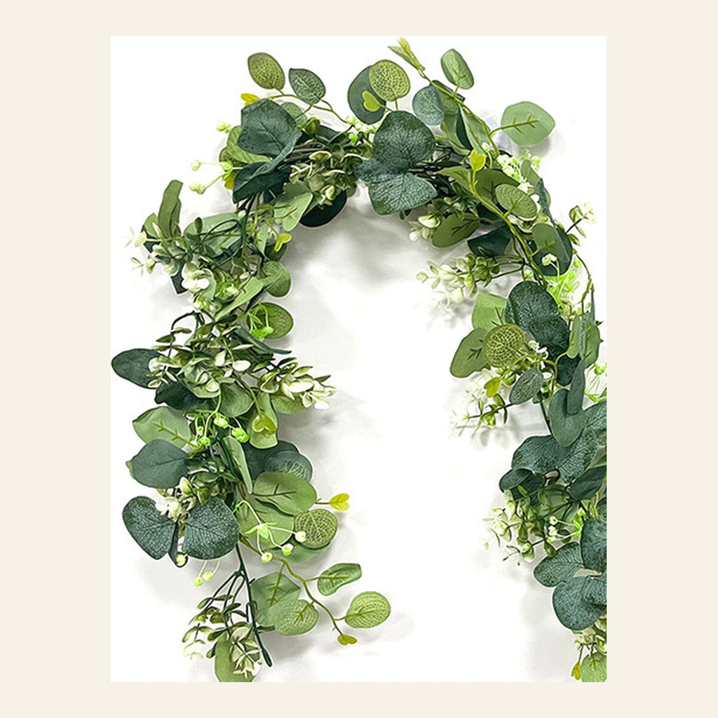 EVERIVELLE Single-Strand Artificial Eucalyptus Decorative Garland