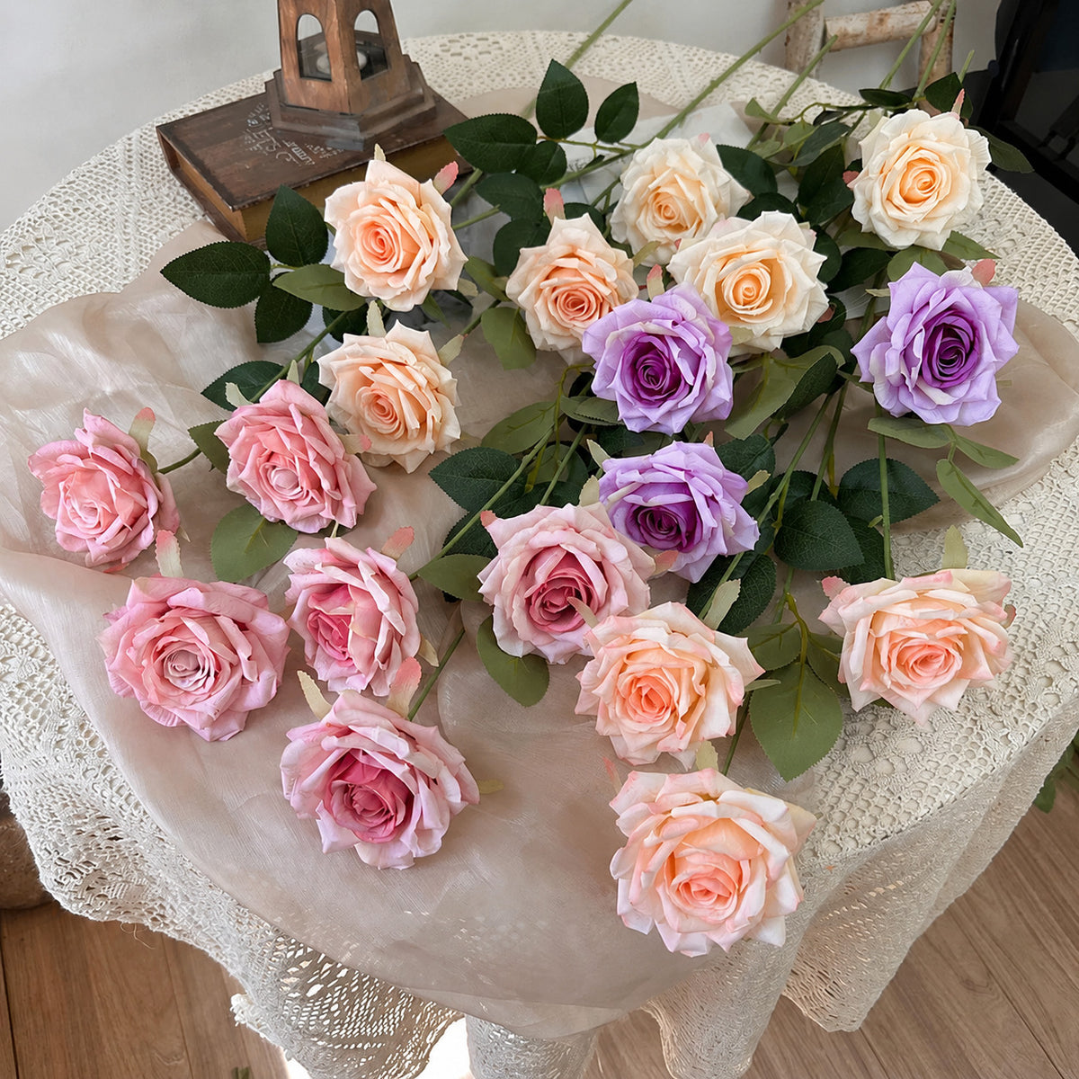 EVERIVELLE Three-Head Artificial Manta Rose Stem