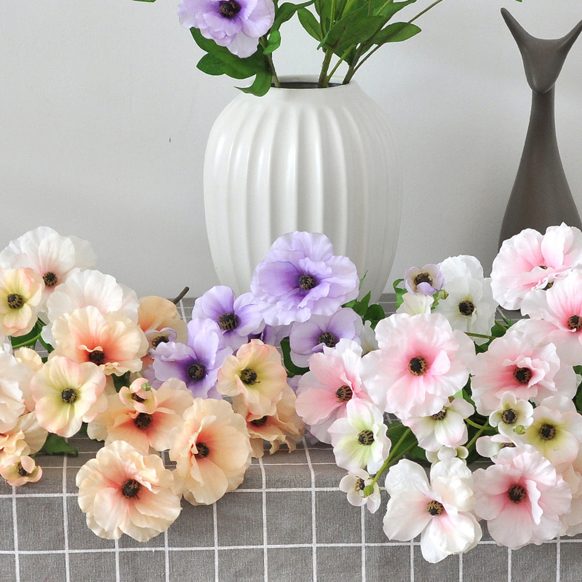 EVERIVELLE 19.3-Inch Three-Head Artificial Butterfly Ranunculus Spray