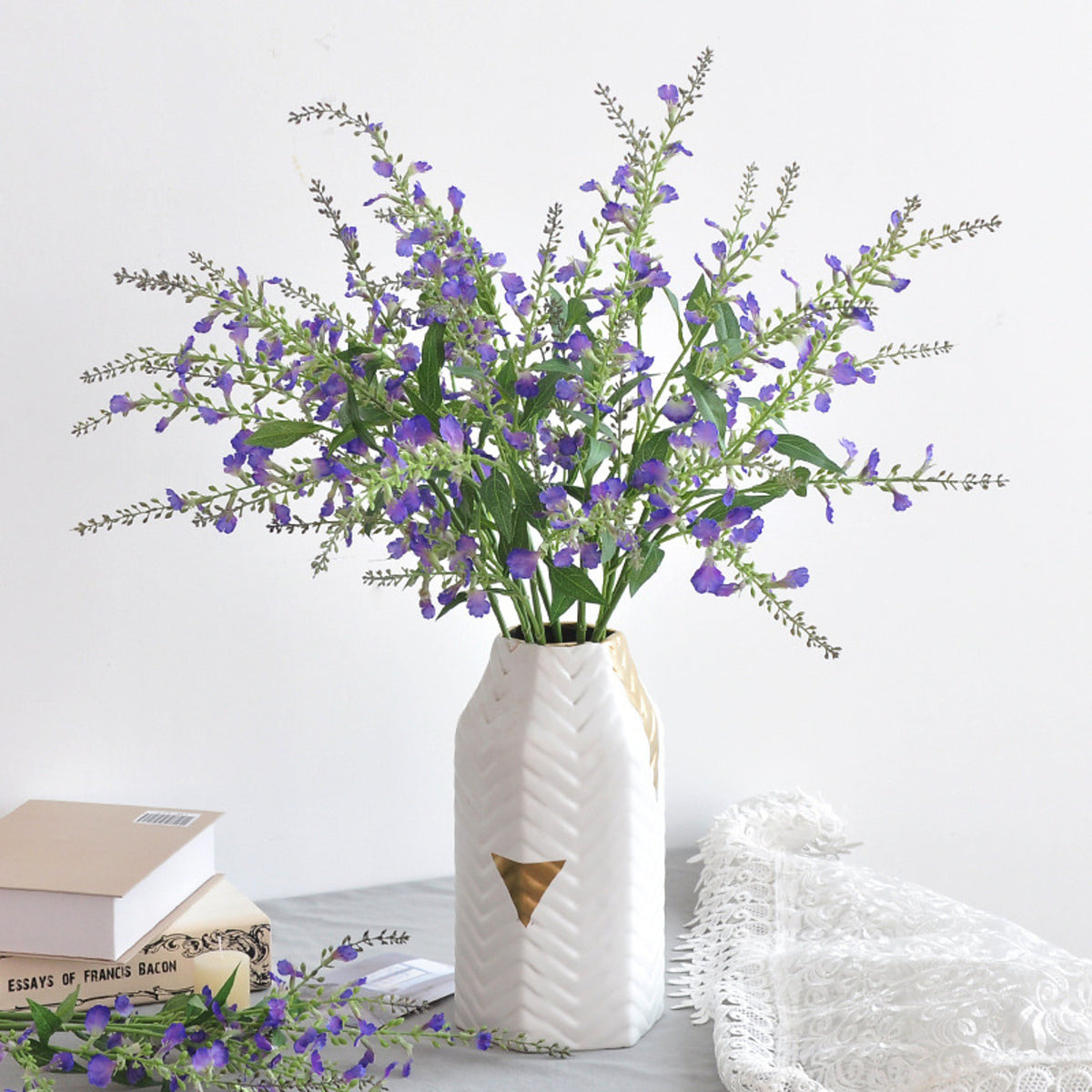EVERIVELLE Four-Branch Artificial Fairy Flower Spray