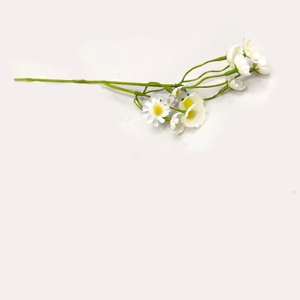EVERIVELLE Six-Stem Artificial Chamomile Daisy Bundle