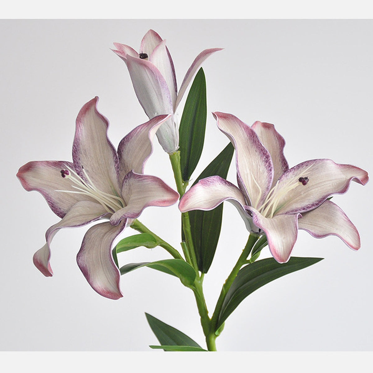 EVERIVELLE Three-Head Painted Artificial Lily Stem