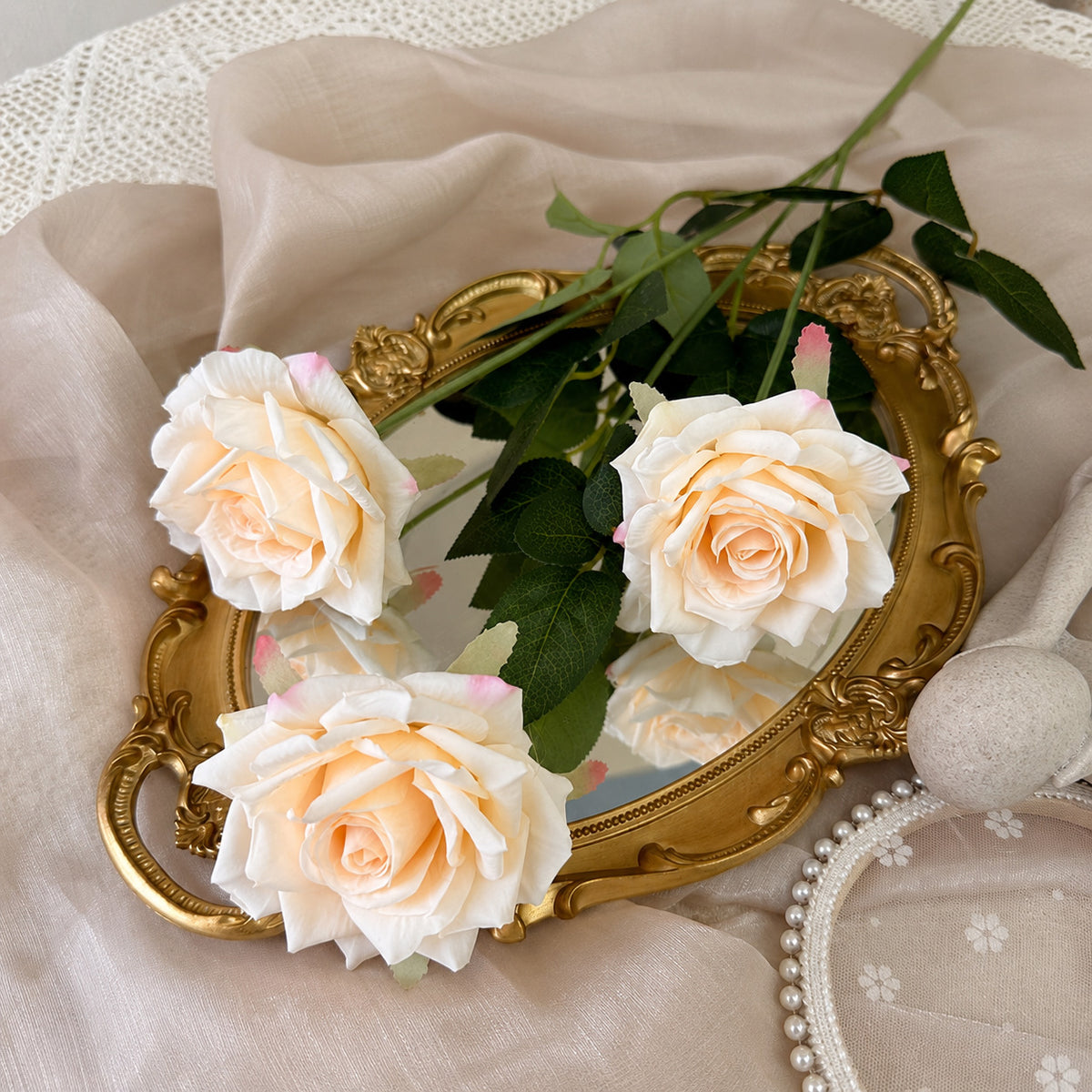 EVERIVELLE Three-Head Artificial Manta Rose Stem